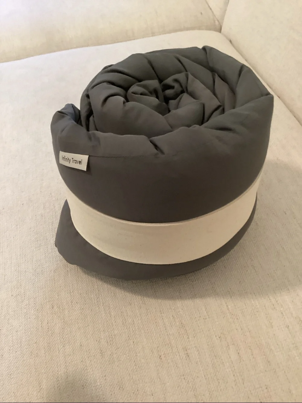 INFINITY PILLOW - Travel or neck rest, Grey, One size, NWOT, no instructions